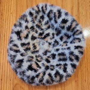 Lulu's Faux Fur Leopard-Print Hat